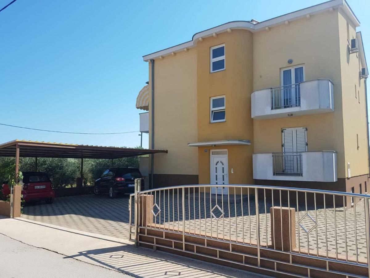 Apartmani Lili Sukošan Exteriér fotografie