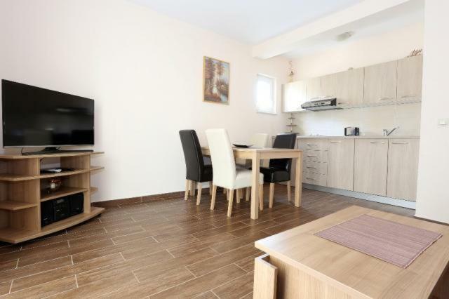 Apartmani Lili Sukošan Exteriér fotografie