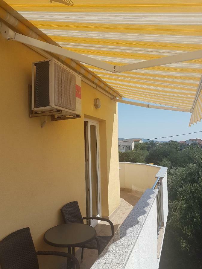 Apartmani Lili Sukošan Exteriér fotografie