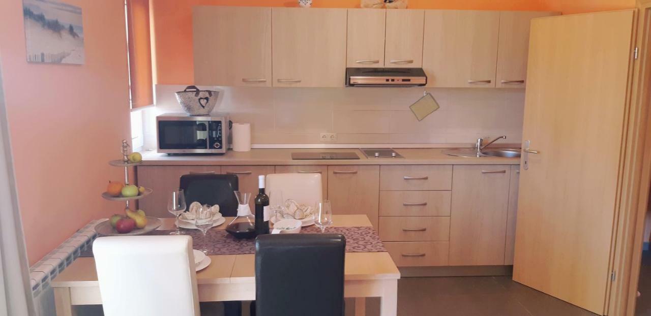 Apartmani Lili Sukošan Exteriér fotografie