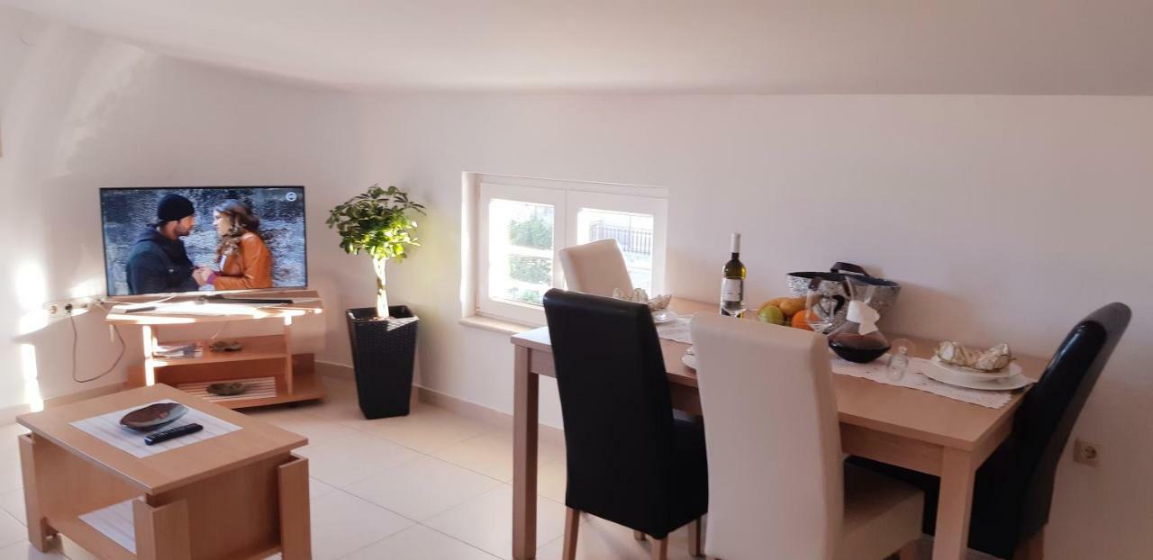 Apartmani Lili Sukošan Exteriér fotografie