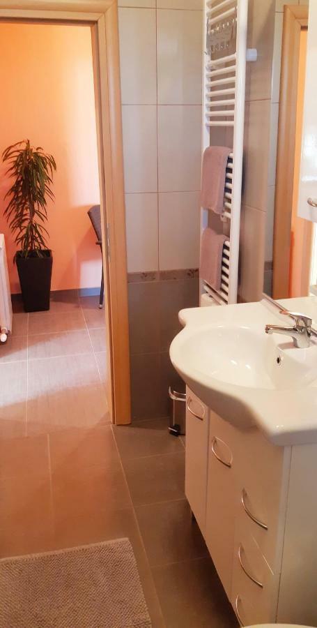 Apartmani Lili Sukošan Exteriér fotografie